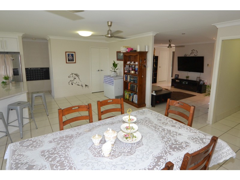 9 Thomas St, Gracemere QLD 4702