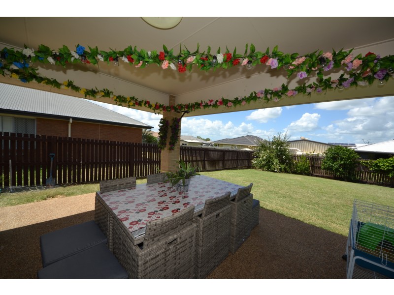 9 Thomas St, Gracemere QLD 4702