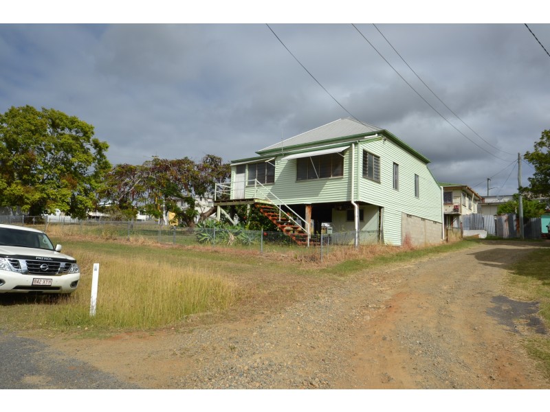 6 Campion St, Mount Morgan QLD 4714