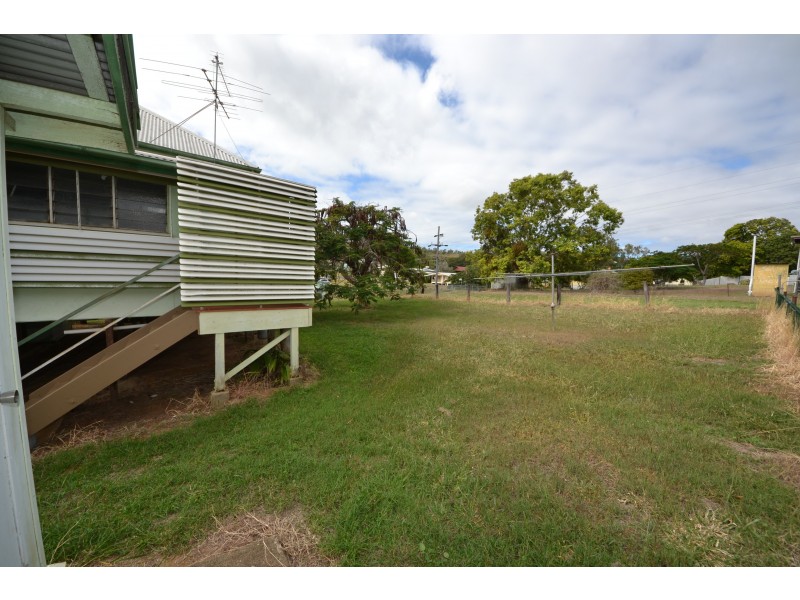 6 Campion St, Mount Morgan QLD 4714