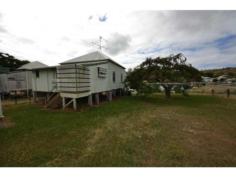 6 Campion St, Mount Morgan QLD 4714