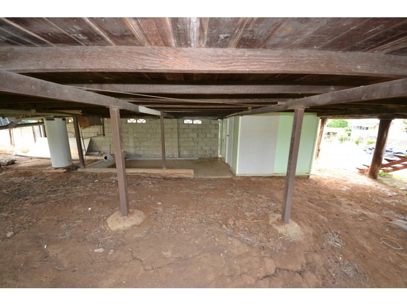 6 Campion St, Mount Morgan QLD 4714