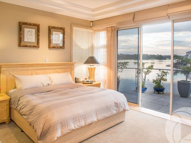 17 Staysail Crescent, Clear Island Waters QLD 4226