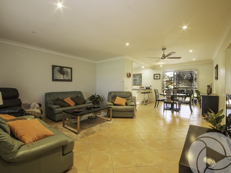 7 Lesley Avenue, Miami QLD 4220