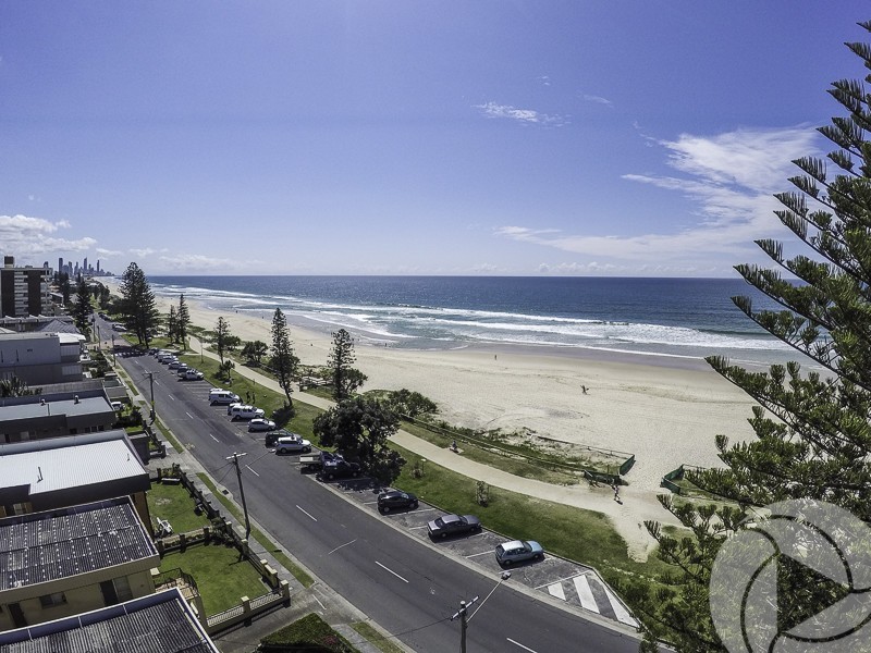 2/66 Marine Parade, Miami QLD 4220