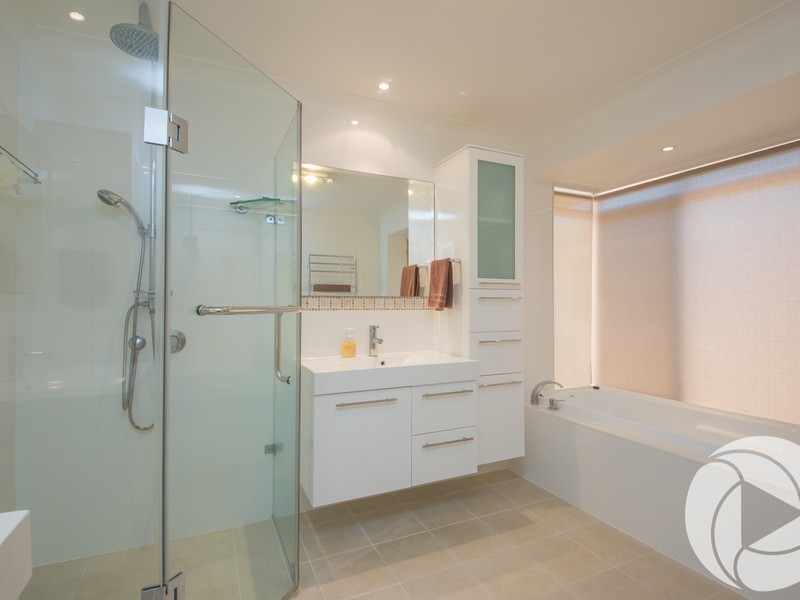 34 Reed Street, Ashmore QLD 4214