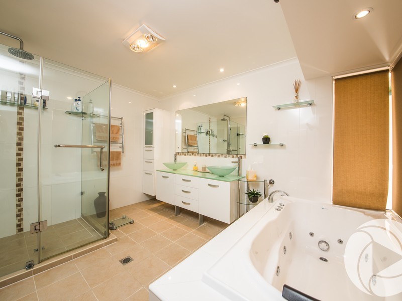 34 Reed Street, Ashmore QLD 4214