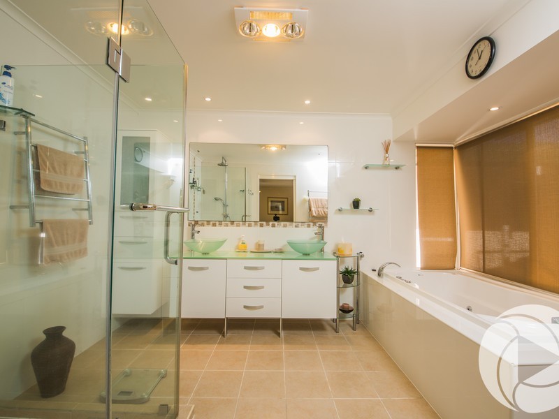 34 Reed Street, Ashmore QLD 4214