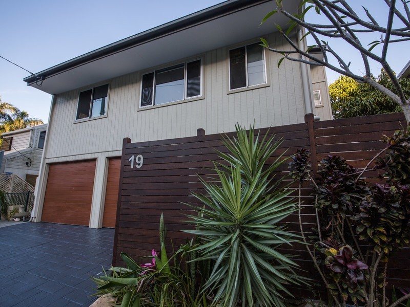 19 Lansell Avenue, Currumbin QLD 4223