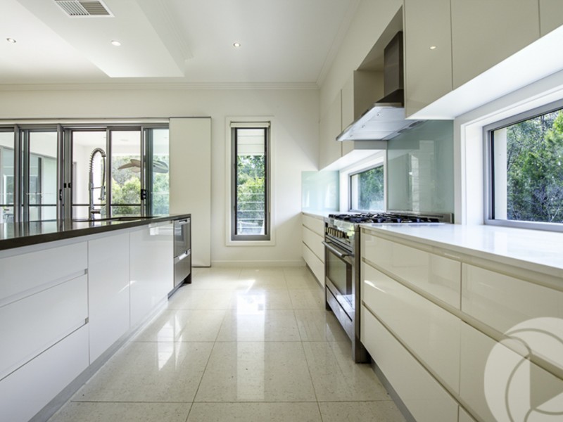 3 Golden Grove Boulevard, Reedy Creek QLD 4227