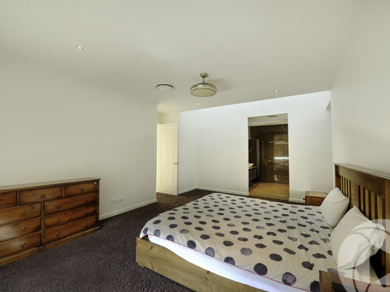 3 Golden Grove Boulevard, Reedy Creek QLD 4227