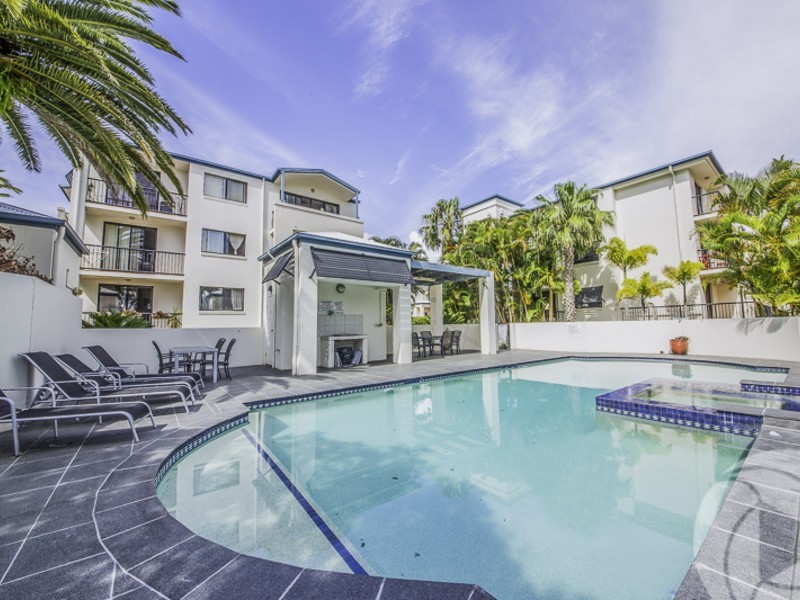 9/38 Labrador Street, Labrador QLD 4215