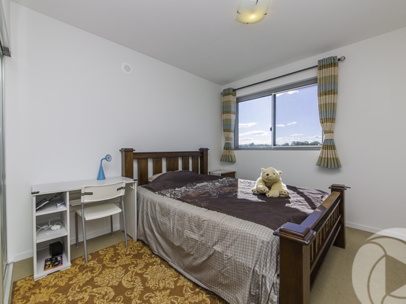 306/15 Compass Drive, Biggera Waters QLD 4216