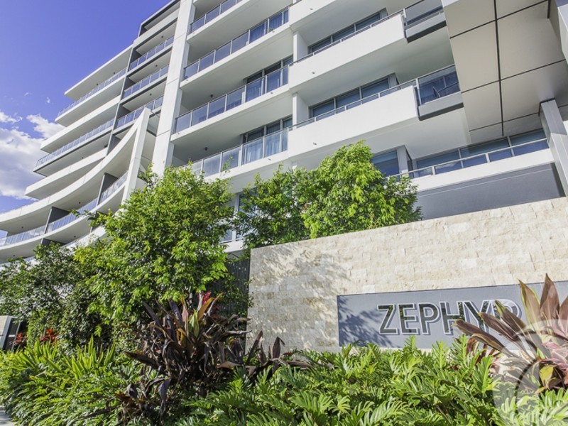 306/15 Compass Drive, Biggera Waters QLD 4216