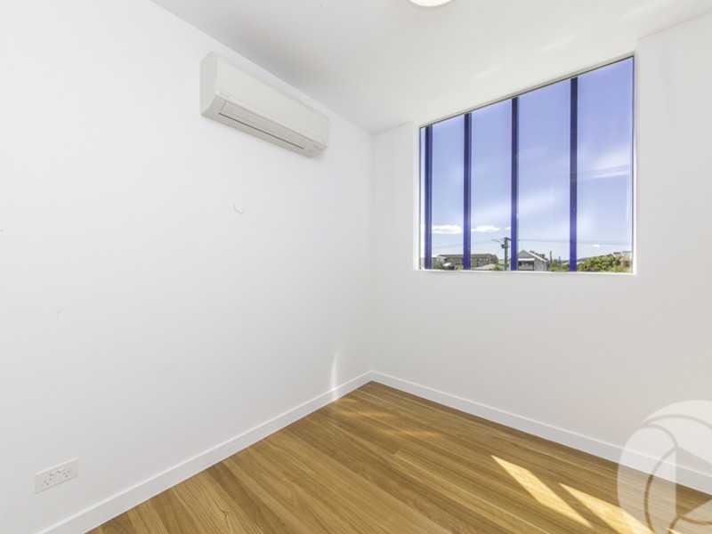 1/40 Jefferson Lake, Palm Beach QLD 4221