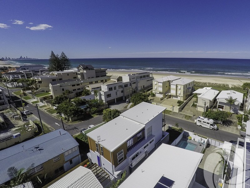 1/40 Jefferson Lake, Palm Beach QLD 4221