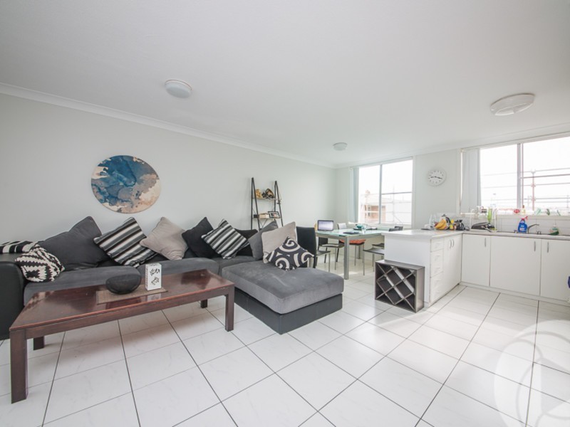 10/1306 Gold Coast Highway, Palm Beach QLD 4221