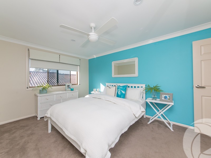 13 Acron Street, Elanora QLD 4221