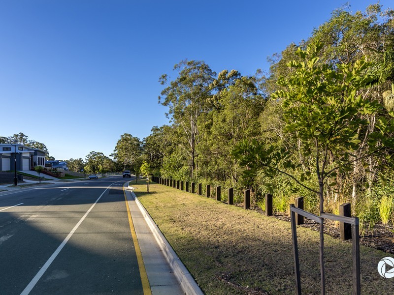 2/27 Eden View Drive, Reedy Creek QLD 4227