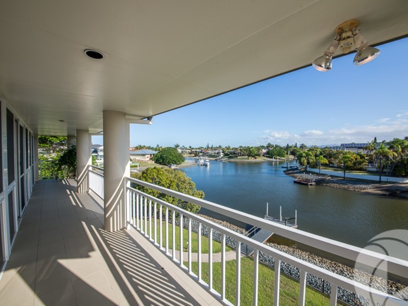 59 Charolais Crescent, Benowa Waters QLD 4217