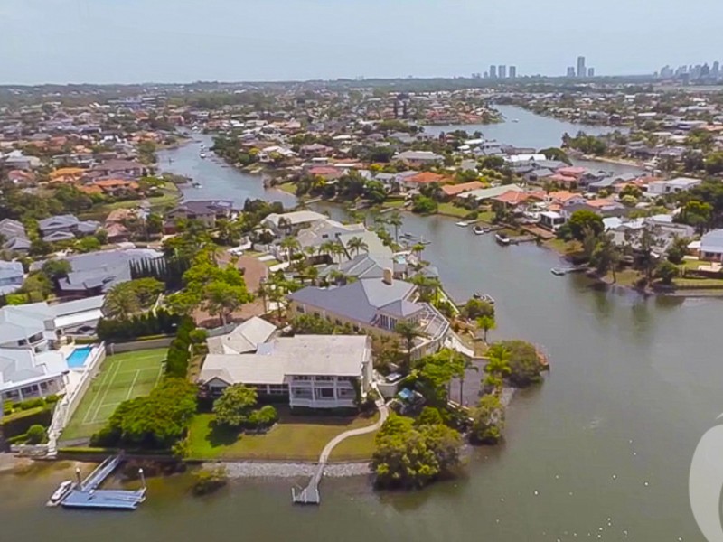 59 Charolais Crescent, Benowa Waters QLD 4217