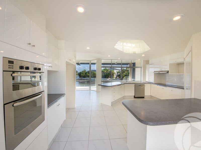 59 Charolais Crescent, Benowa Waters QLD 4217