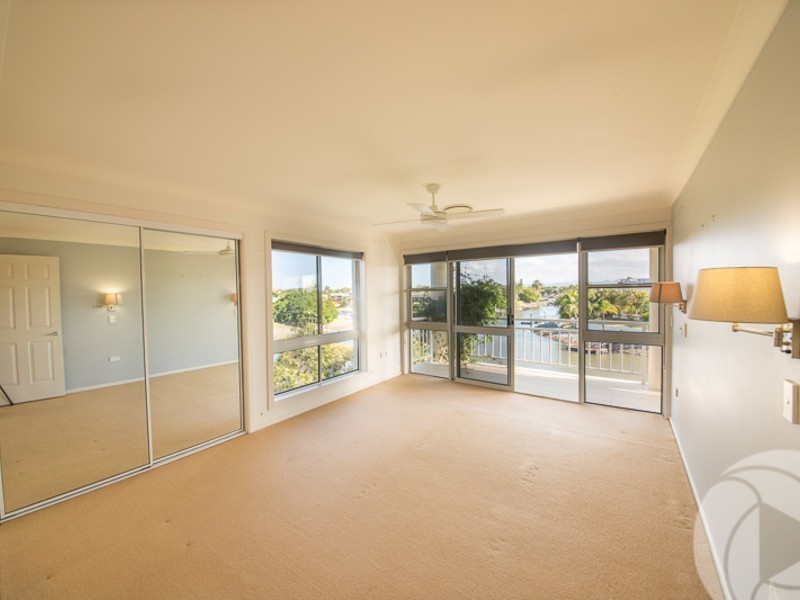 59 Charolais Crescent, Benowa Waters QLD 4217
