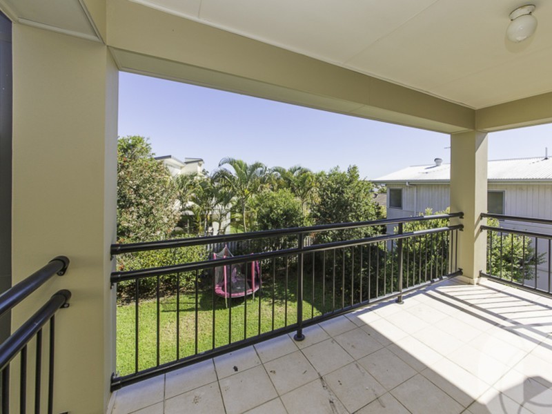 13 Menton Avenue, Varsity Lakes QLD 4227
