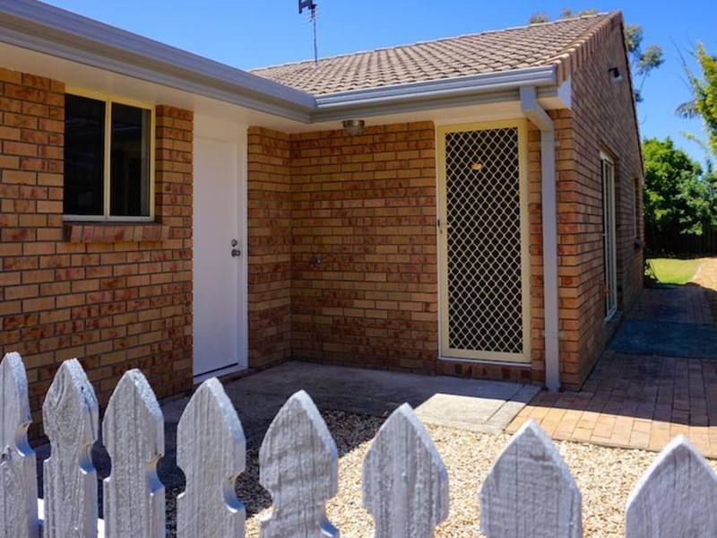 1/7 Woburn Place, Burleigh Waters QLD 4220