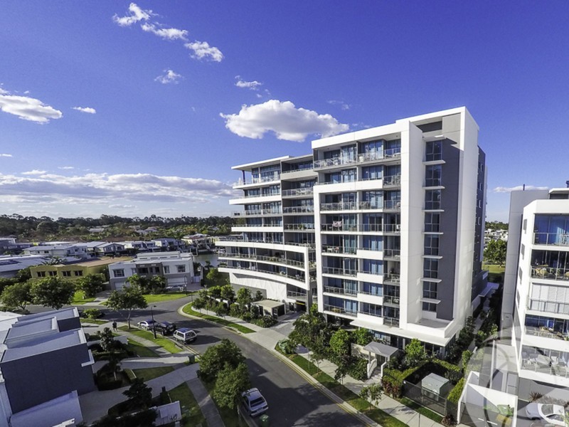 306/15 Compass Drive, Biggera Waters QLD 4216