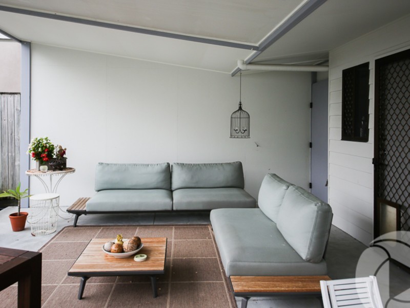 75 Twenty Fifth Avenue, Palm Beach QLD 4221