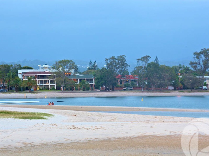 75 Twenty Fifth Avenue, Palm Beach QLD 4221