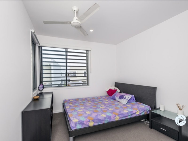 17/6-8 South Bay Drive, Varsity Lakes QLD 4227