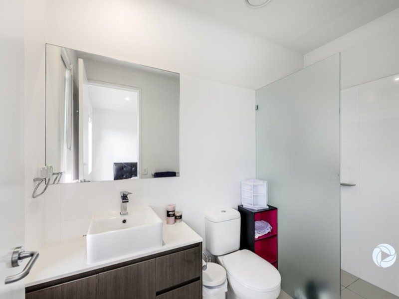 17/6-8 South Bay Drive, Varsity Lakes QLD 4227