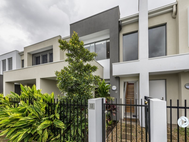 17/6-8 South Bay Drive, Varsity Lakes QLD 4227