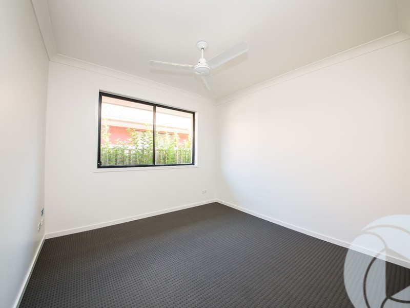 69/302 Christine Avenue, Varsity Lakes QLD 4227