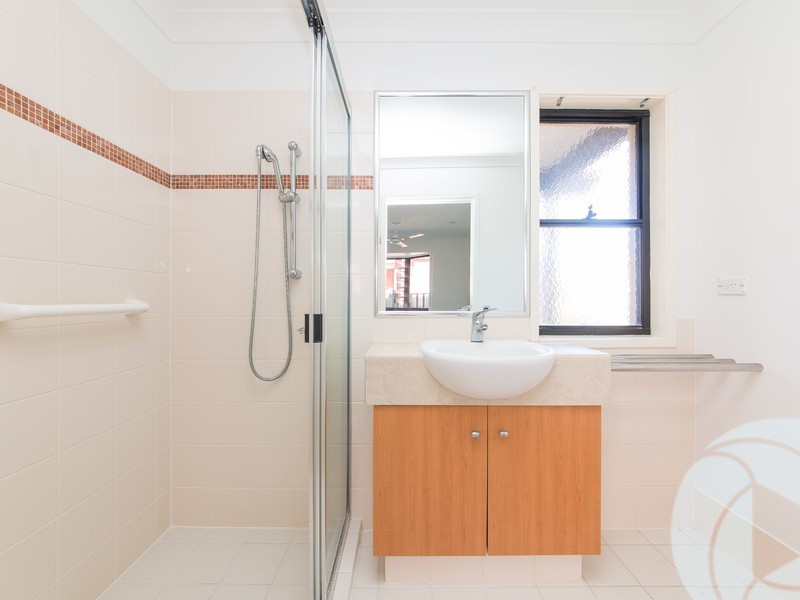 69/302 Christine Avenue, Varsity Lakes QLD 4227