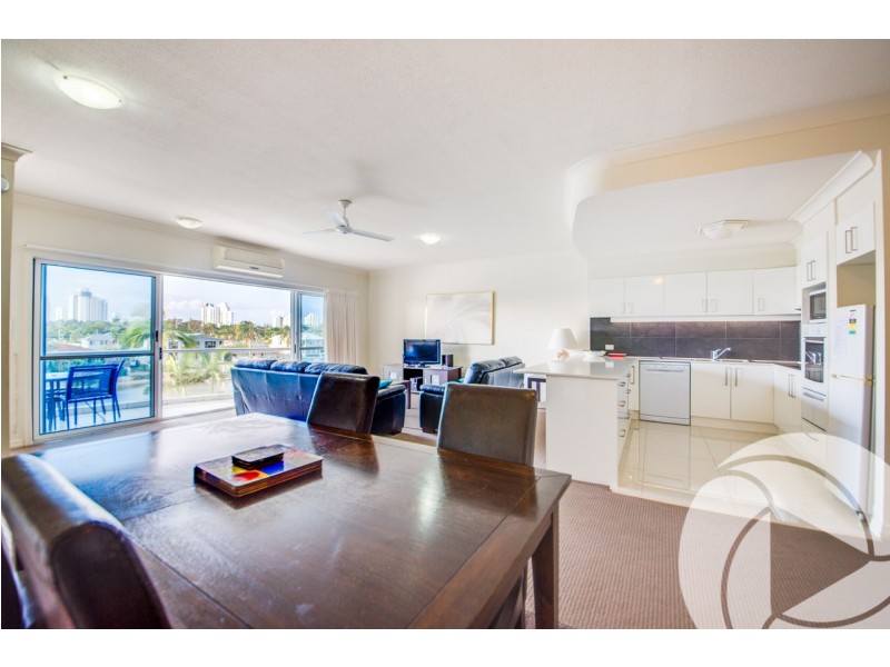 3D/11 Eady Avenue, Broadbeach Waters QLD 4218