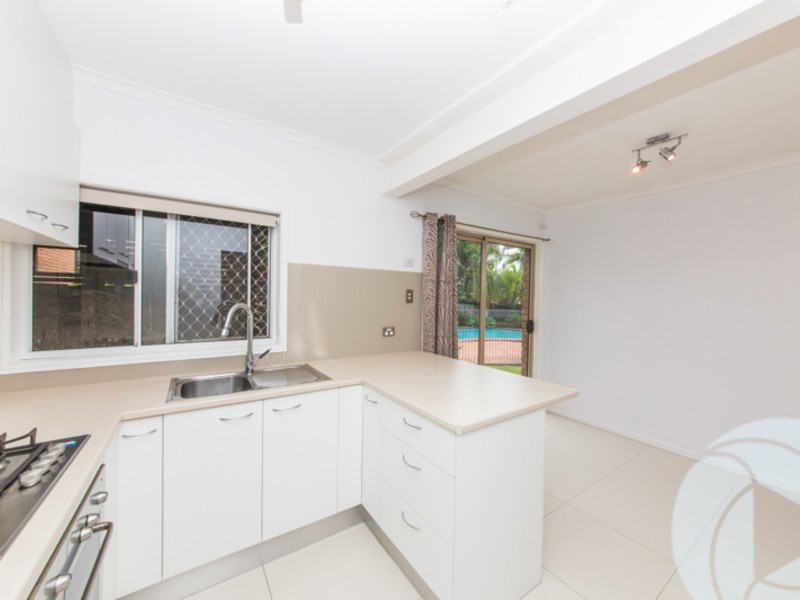 2/17 Myrtle Court, Palm Beach QLD 4221