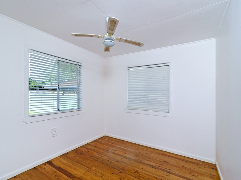 52 Palm Beach Avenue, Palm Beach QLD 4221