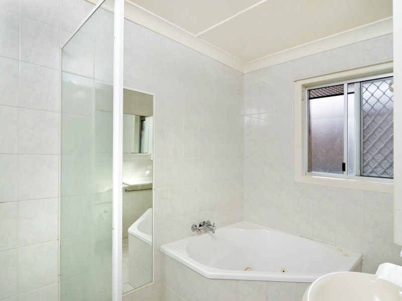 52 Palm Beach Avenue, Palm Beach QLD 4221
