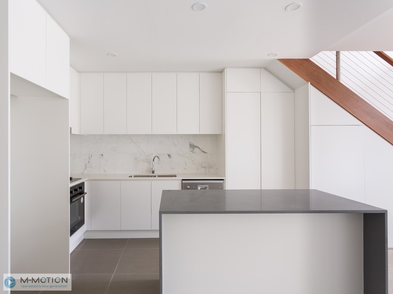22 Evergreen View, Robina QLD 4226