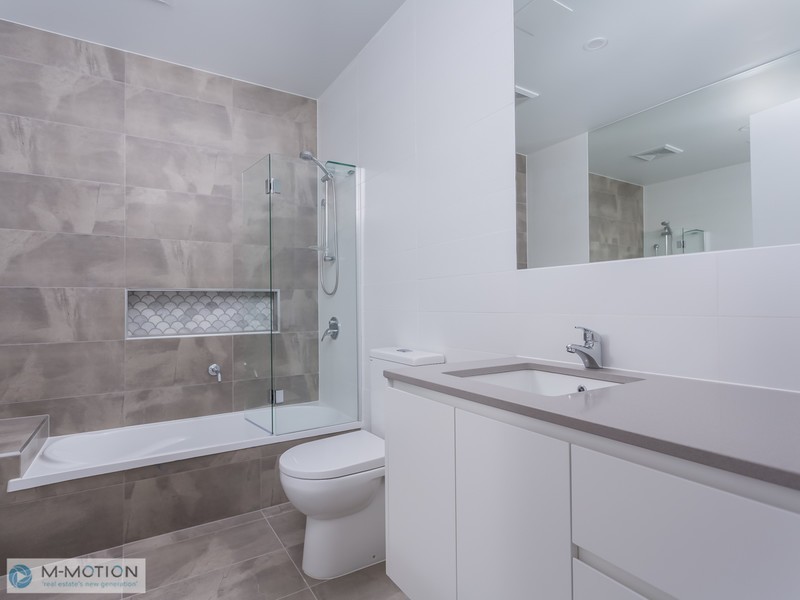 22 Evergreen View, Robina QLD 4226