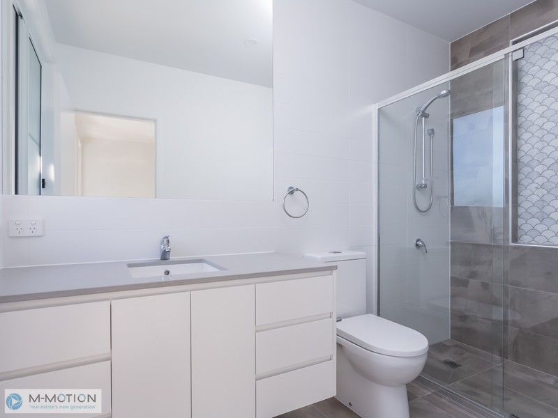 22 Evergreen View, Robina QLD 4226