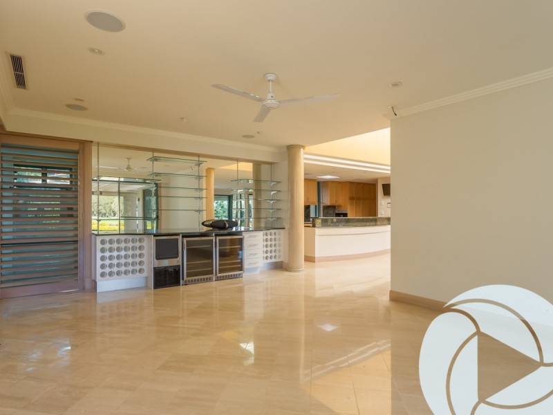 5105 Chalons Field, Benowa QLD 4217