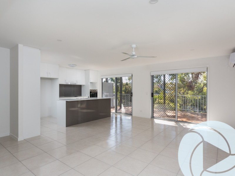 10/37 Witheren Circuit, Pacific Pines QLD 4211