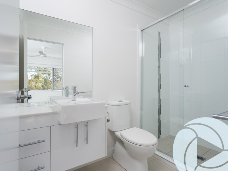 10/37 Witheren Circuit, Pacific Pines QLD 4211