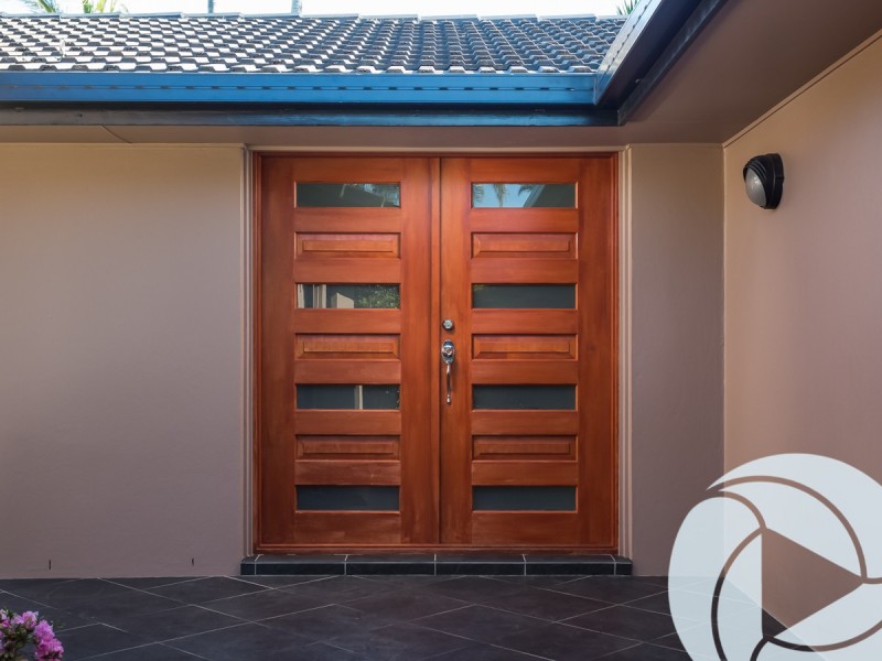 8 Forster Avenue, Sorrento QLD 4217