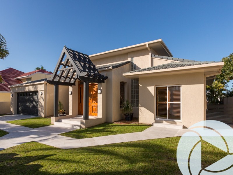 108 Edinburgh Road, Benowa Waters QLD 4217