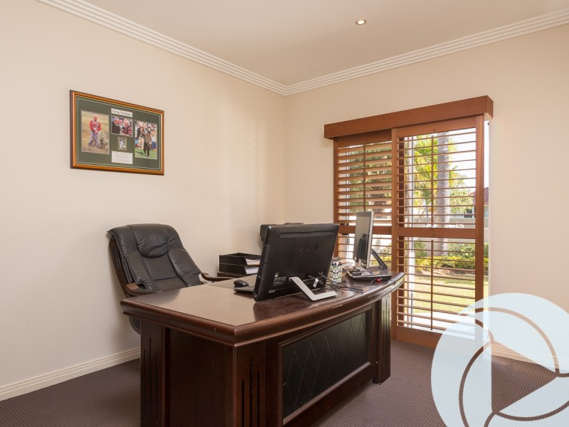 108 Edinburgh Road, Benowa Waters QLD 4217